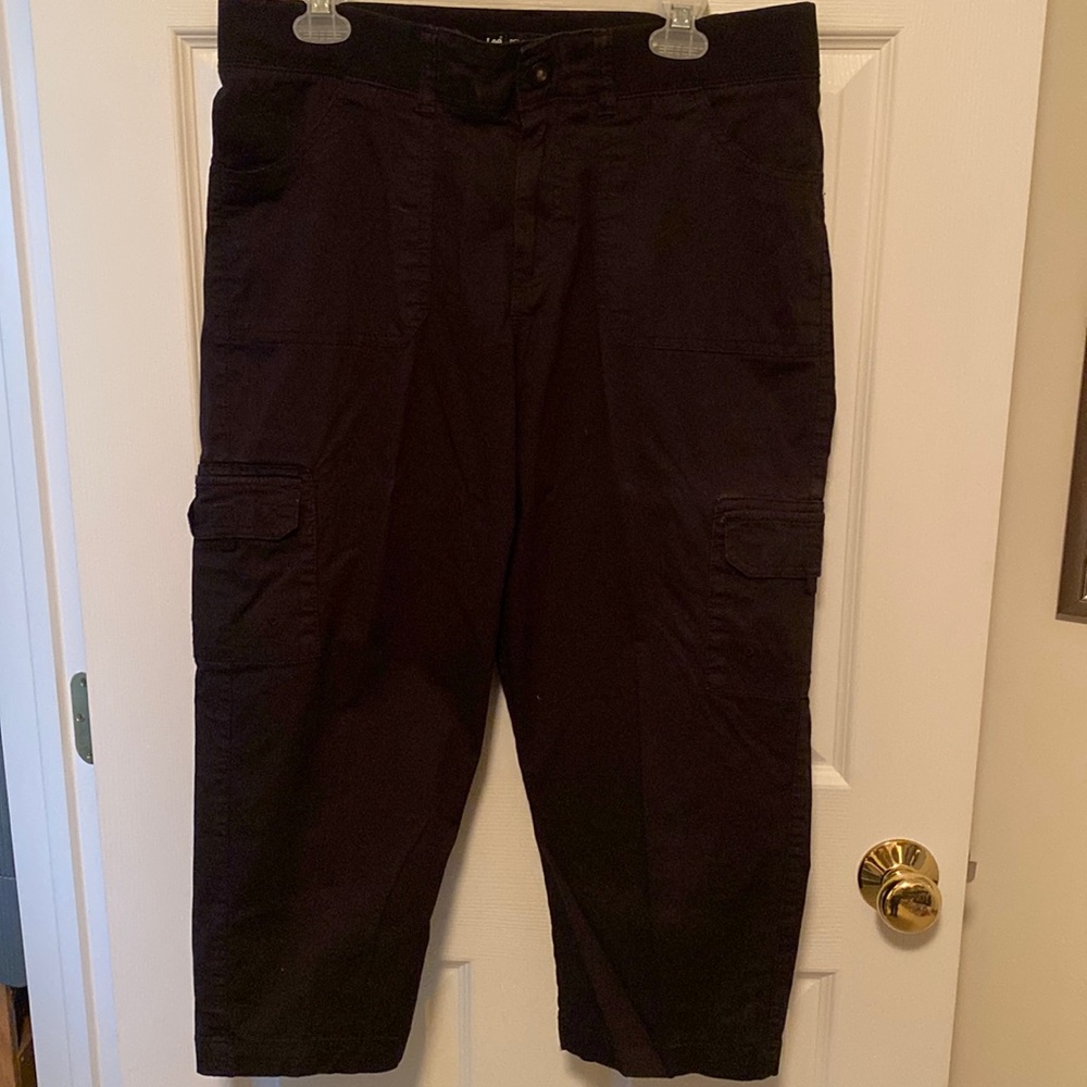 Lee Relaxed Fit Cropped pants